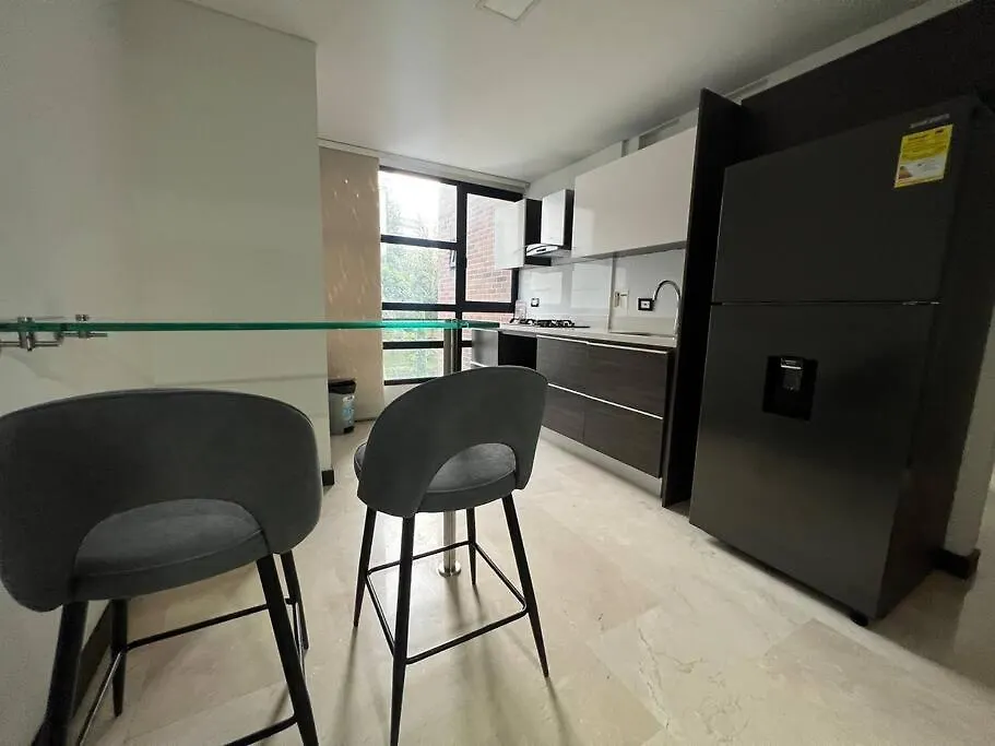 Apartamento 402 - Beautiful Apartament In Heart Of El Poblado Medellín