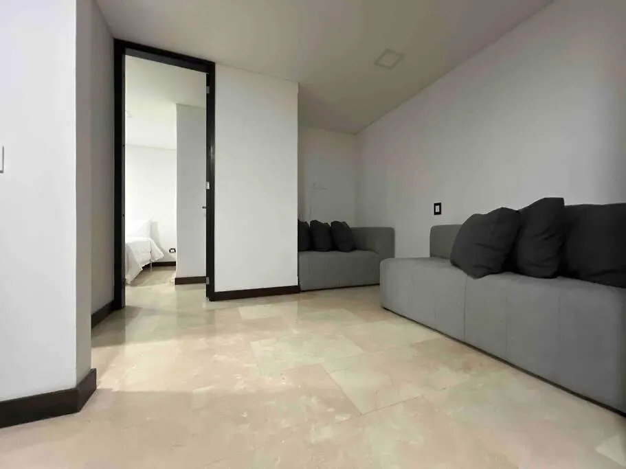 402 - Beautiful Apartament In Heart Of El Poblado Medellín