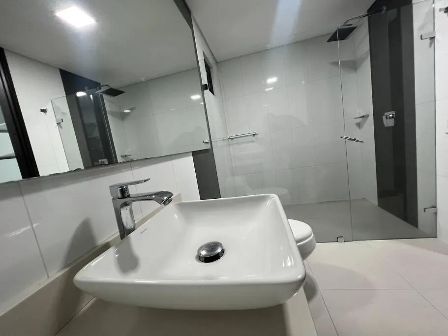 402 - Beautiful Apartament In Heart Of El Poblado Medellín Apartamento